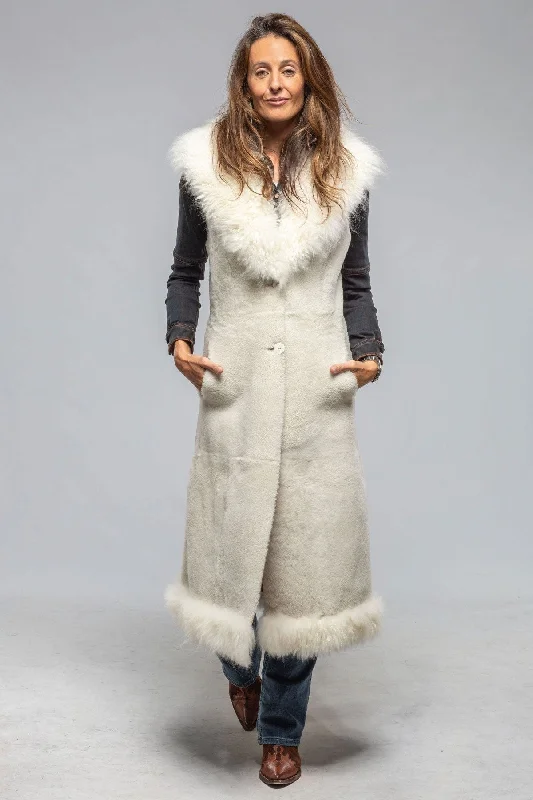 Elsa Long Reversible Shearling Vest In Ice