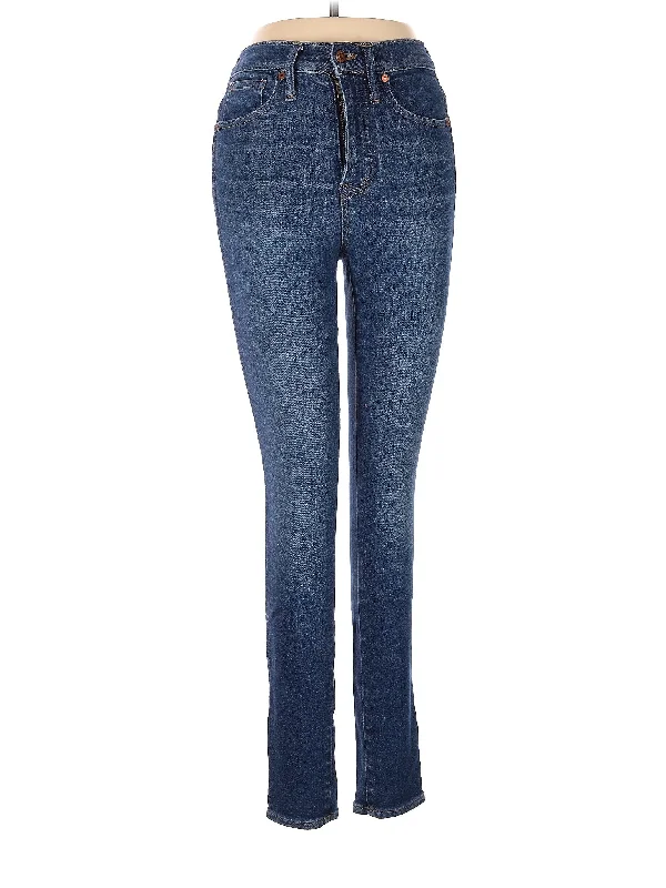 Low-Rise Skinny Jeans in Medium Wash