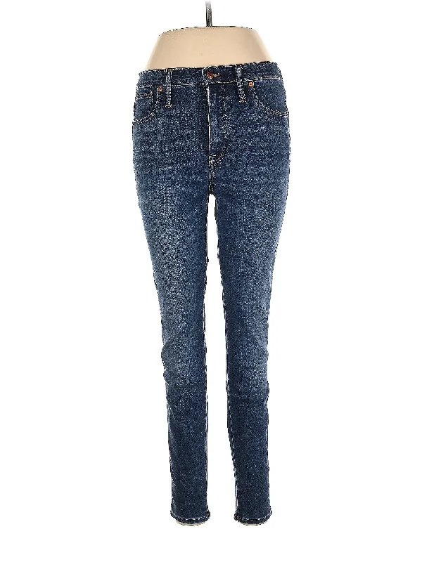 Low-Rise Skinny Jeans in Medium Wash