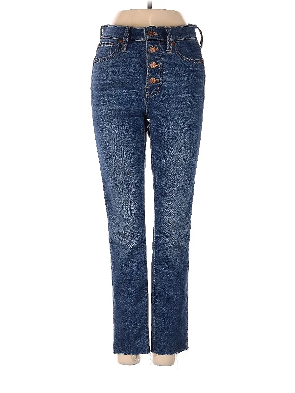 Low-Rise Straight-leg Jeans in Medium Wash