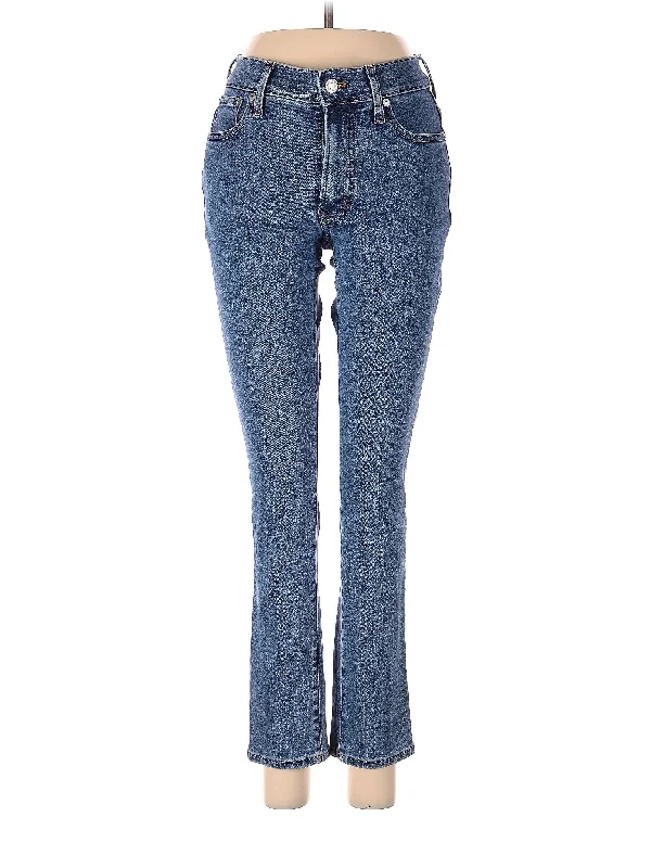 Mid-Rise Bootleg Jeans in Light Wash