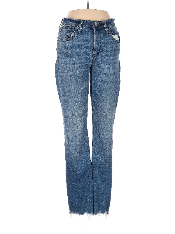 Mid-Rise Bootleg Jeans in Medium Wash