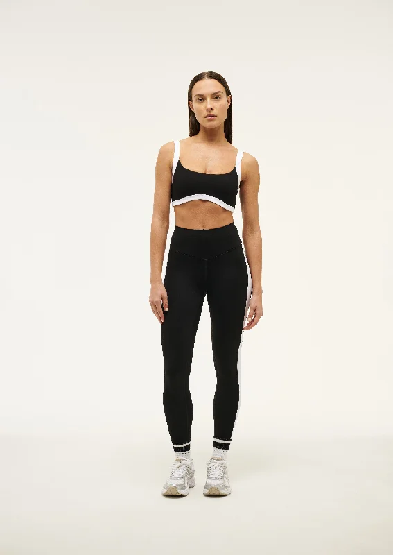 FREE PLAY 2 FULL LENGTH LEGGING IN BLACK & OPTIC WHITE