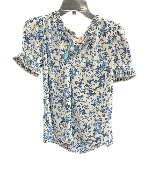 Blue Top Short Sleeve Max Studio, Size 9.5